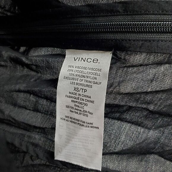 VINCE Lace Trim Cami Hammered Satin Twill Square Neck Camisole Eyelash Sexy NWT - Picture 4 of 7